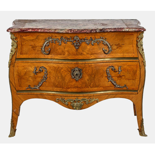KOMMODE : Louis XV, Bern, um 1800 (In der Art von Math�us Funk) (DOBIASCHOFSKY AUKTIONEN AG)
