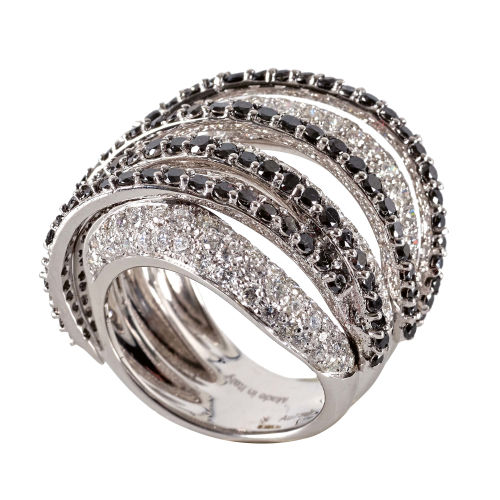 DIAMANT-RING : Manu & Chris Gaspari, Italien (DOBIASCHOFSKY AUKTIONEN AG)