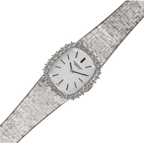 IWC : Vintage-Damenarmbanduhr (DOBIASCHOFSKY AUKTIONEN AG)