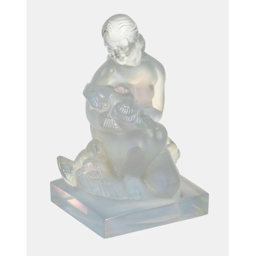 FIGUR : Paris, um 1950 (Maurius Ernest Sabino) (DOBIASCHOFSKY AUKTIONEN AG)