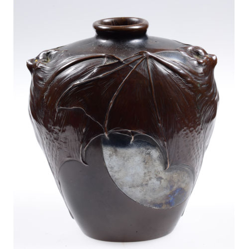 LUCIEN GAILLARD : Vase Chauve-Souris (DOBIASCHOFSKY AUKTIONEN AG)
