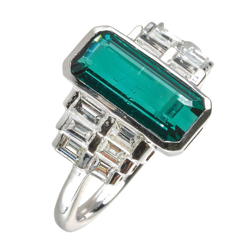 TURMALIN-DIAMANT-RING : (DOBIASCHOFSKY AUKTIONEN AG)