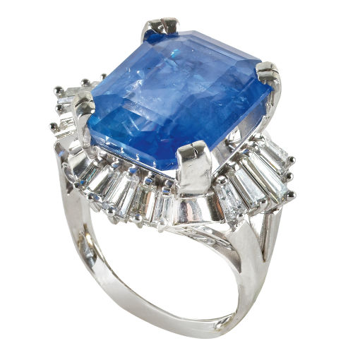 SAPHIR-DIAMANT-RING : (DOBIASCHOFSKY AUKTIONEN AG)