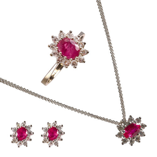 RUBIN-BRILLANT-PARURE : Bucherer, Luzern und Kurz, Z�rich (DOBIASCHOFSKY AUKTIONEN AG)