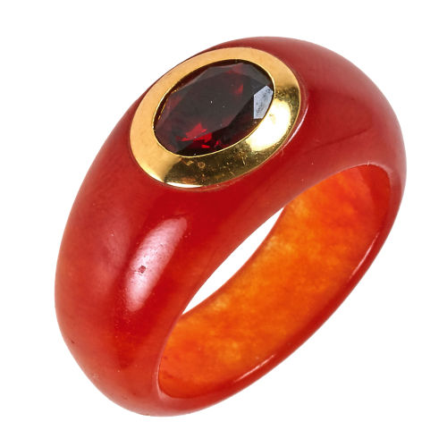 GRANAT-JADE-RING : (DOBIASCHOFSKY AUKTIONEN AG)