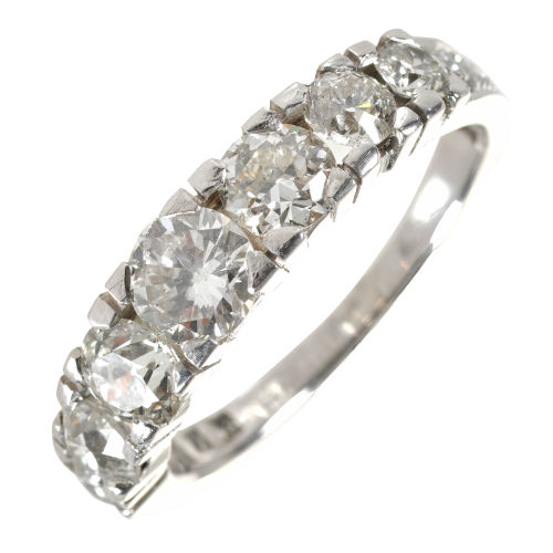 DIAMANT-RING : (DOBIASCHOFSKY AUKTIONEN AG)