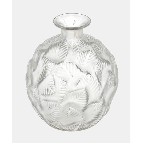 REN� LALIQUE : Vase 'Ormeaux', Wingen-sur-Moder, um 1930 (DOBIASCHOFSKY AUKTIONEN AG)