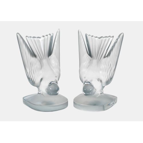LALIQUE : Paar Buchst�tzen 'Hirondelle', Wingen-sur-Moder, nach 1946 (DOBIASCHOFSKY AUKTIONEN AG)