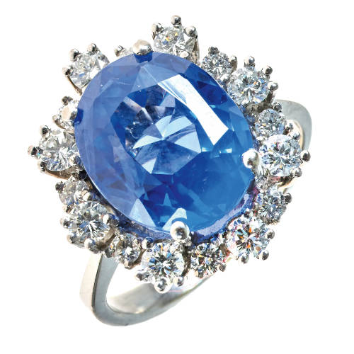 SAPHIR-BRILLANT-RING : (DOBIASCHOFSKY AUKTIONEN AG)