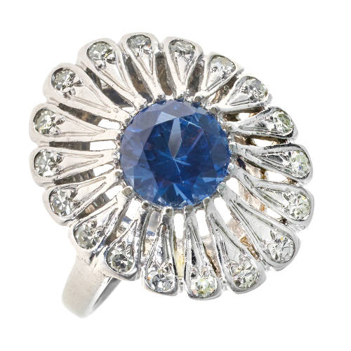 SAPHIR-DIAMANT-RING : (DOBIASCHOFSKY AUKTIONEN AG)