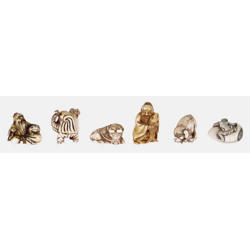 NETSUKE : Japan, 19./20. Jh (DOBIASCHOFSKY AUKTIONEN AG)