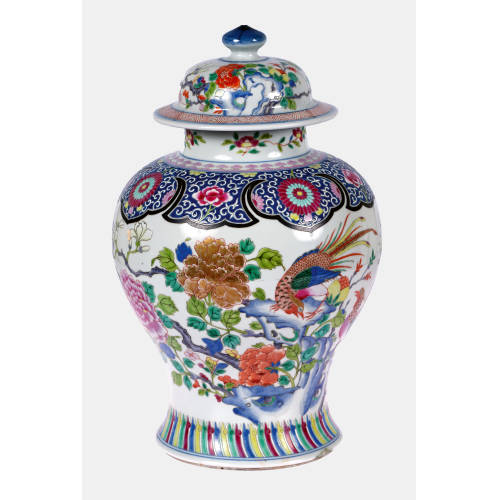 DECKELVASE : China, Ende 19. Jh (DOBIASCHOFSKY AUKTIONEN AG)