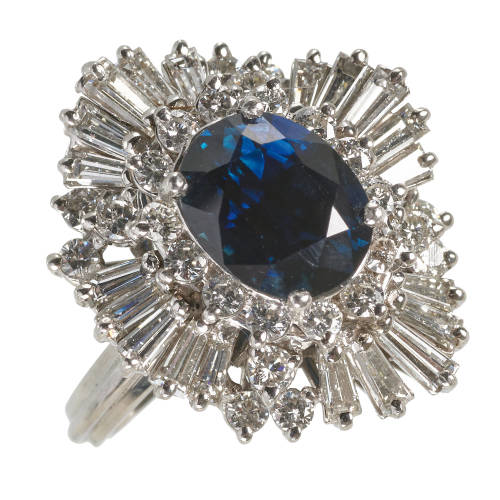 SAPHIR-DIAMANT-RING : (DOBIASCHOFSKY AUKTIONEN AG)